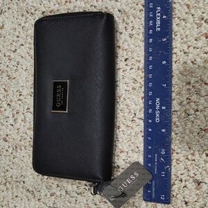 Guess Wallet New with Tags